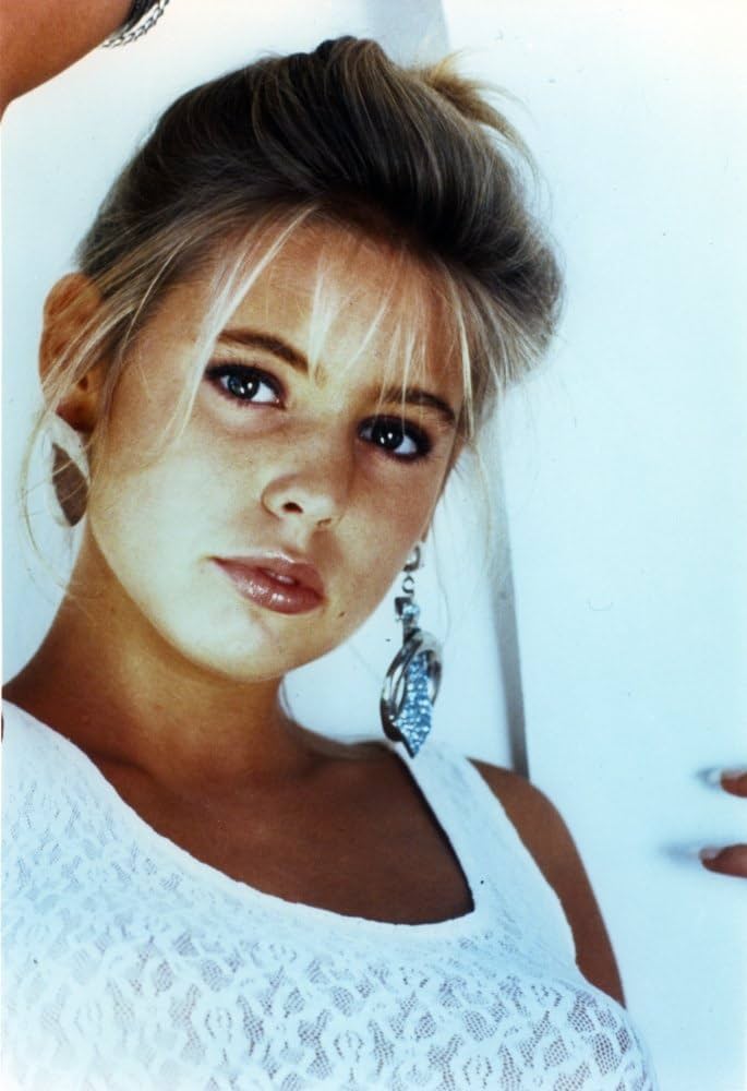 Nola va qichqiriqlar porno video Ular ogizlariga solib, kesilgan joyni yutib yuborishadi